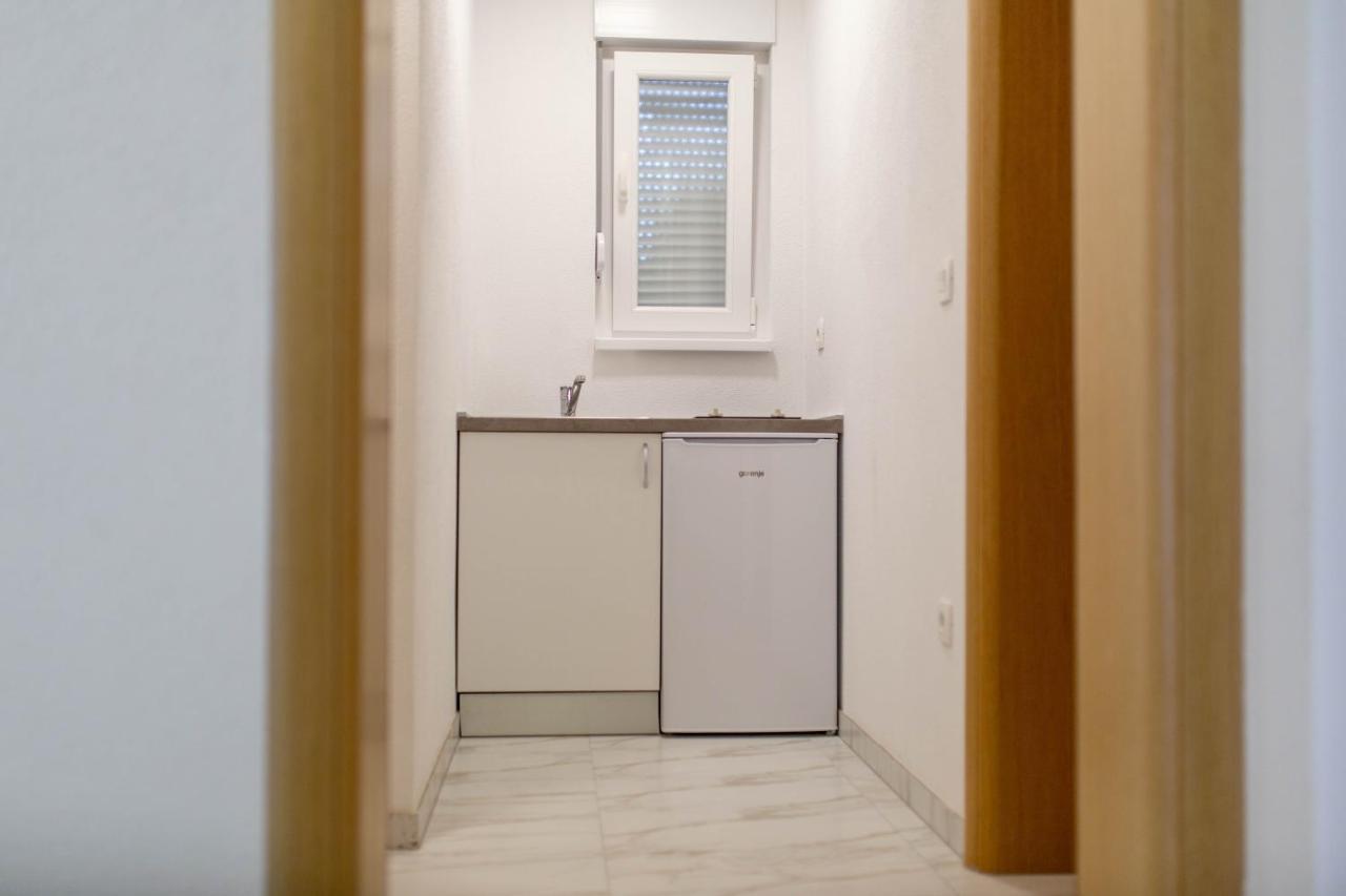 Apartmani Mia Prozor Eksteriør billede