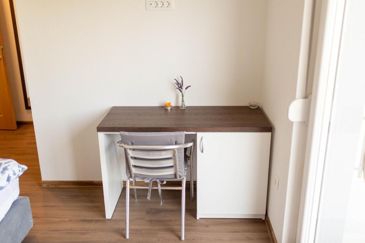 Apartmani Mia Prozor Eksteriør billede